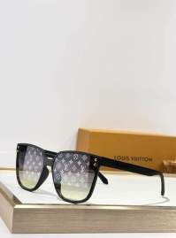 Picture of Louis Vuitton Sunglasses _SKUfw76323973fw